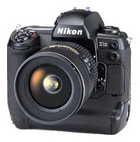 Nikon D1X Kit